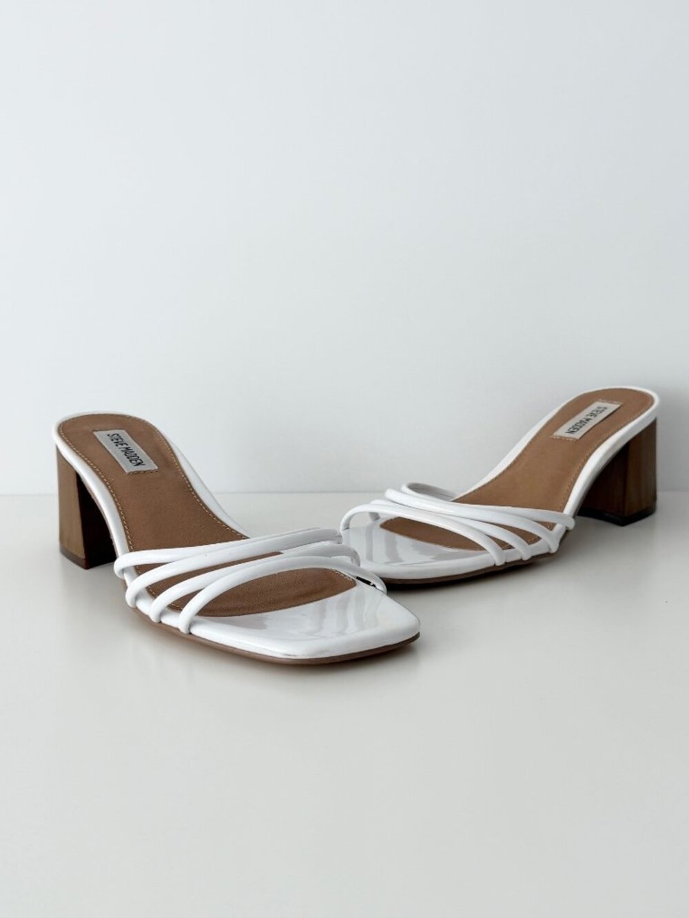 Steve Madden Omay White Strappy Square Toe Block Heel Sandals Minimalist (9)
